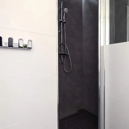 River Front, Great View From 14th Floor, Next To Pge Narodowy Stadium, Torwar - By Warsawskyline *